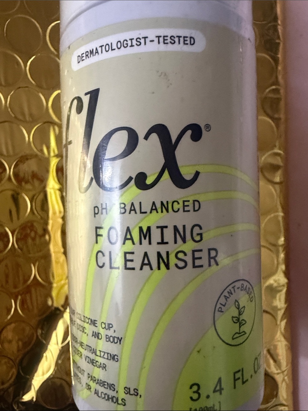 Flex pH-Balanced Foaming Cleanser — Cream
